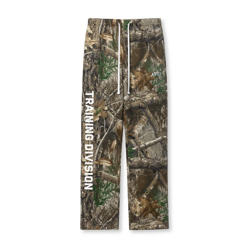 0840. Tech Essential™ Straight Leg Sweats - Realtree® Camo ""Training Division""