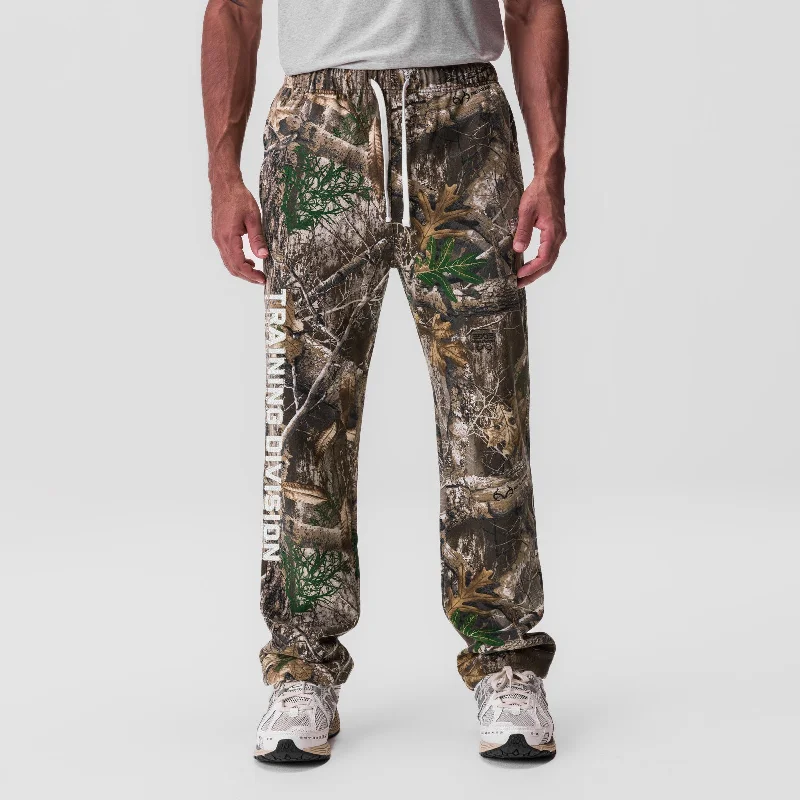 0840. Tech Essential™ Straight Leg Sweats - Realtree® Camo ""Training Division""