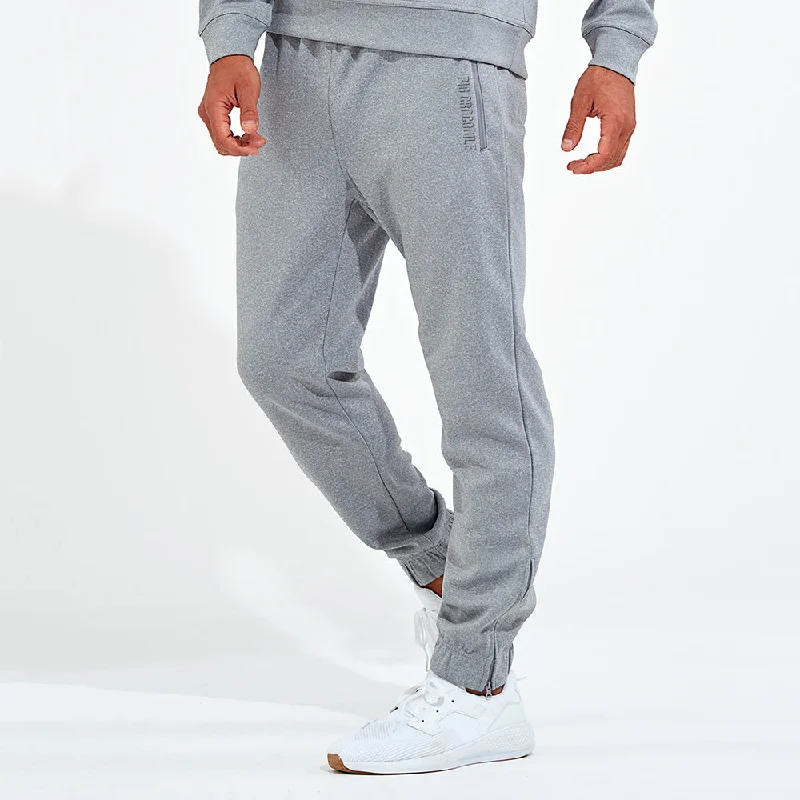 Medium / Grey