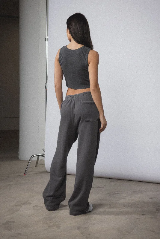 CORE STRAIGHT LEG SWEATPANT