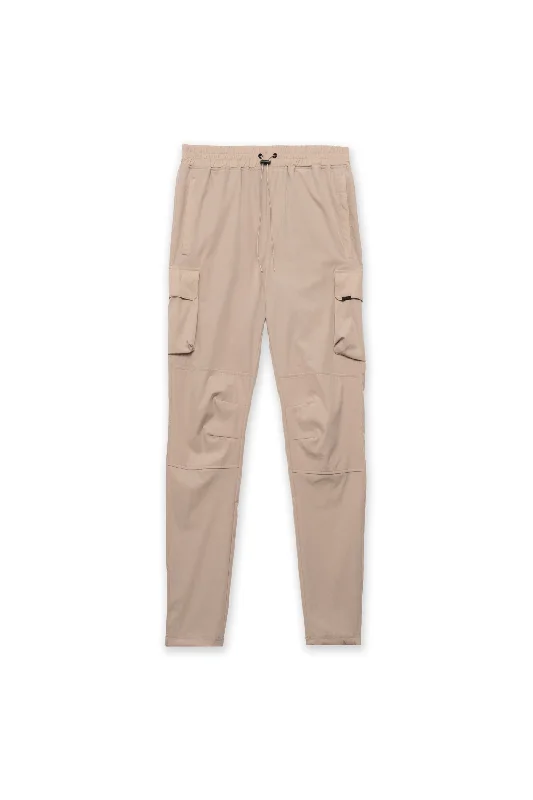 MEN'S PERFORMANCE TECH CARGO JOGGERS - TAUPE