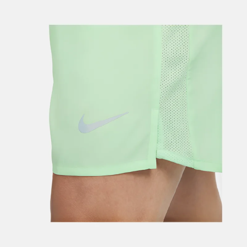 Nike Dri-FIT Challenger Men's Brief-Lined Versatile Short -Vapour Green