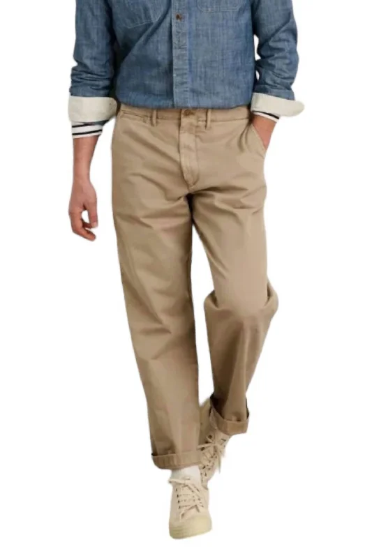 Straight Leg Pant In Faded Khaki