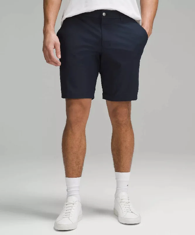 Commission Classic Warpstreme Short In True Navy