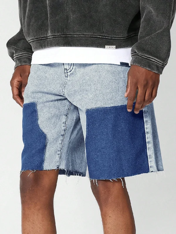 Denim Short With Contrast Carpenter Details