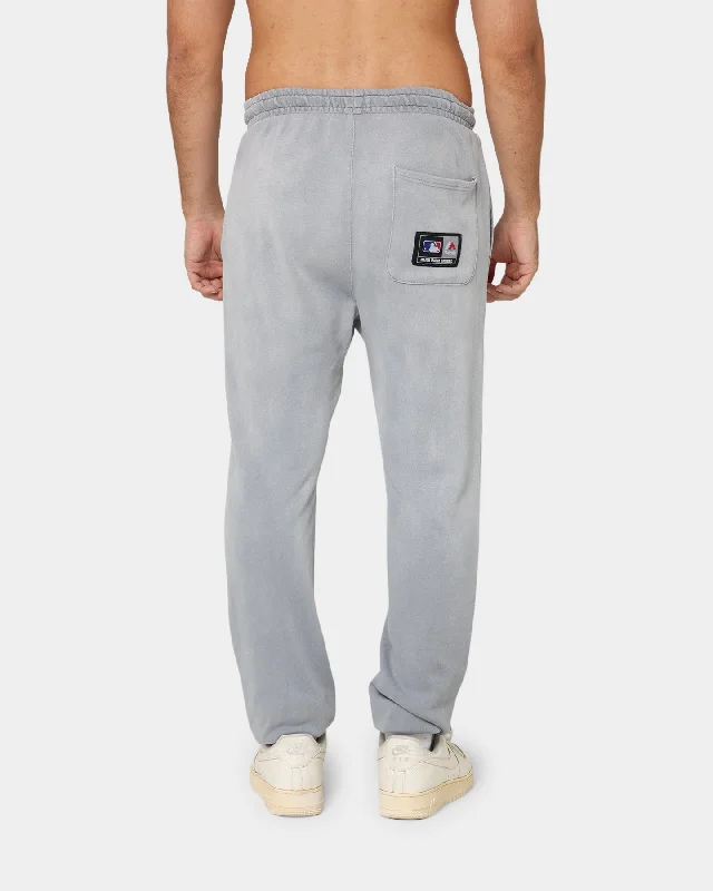 Majestic Athletic Los Angeles Dodgers Solarised Contrast Logo Track Pants Warm Grey