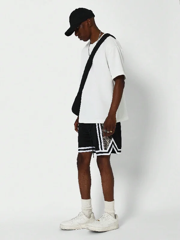 Mesh Short With Contrast Panel