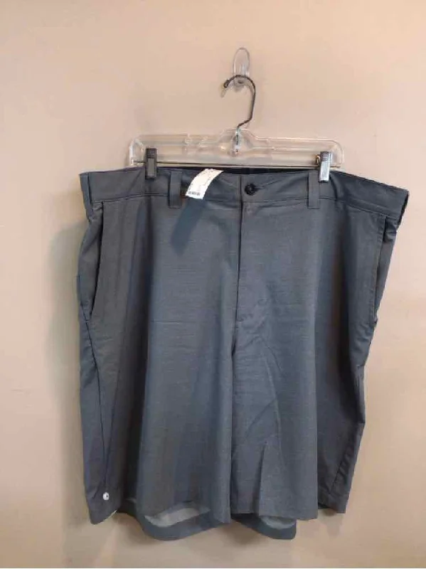 SIZE 44 REEBOK Men's SHORTS