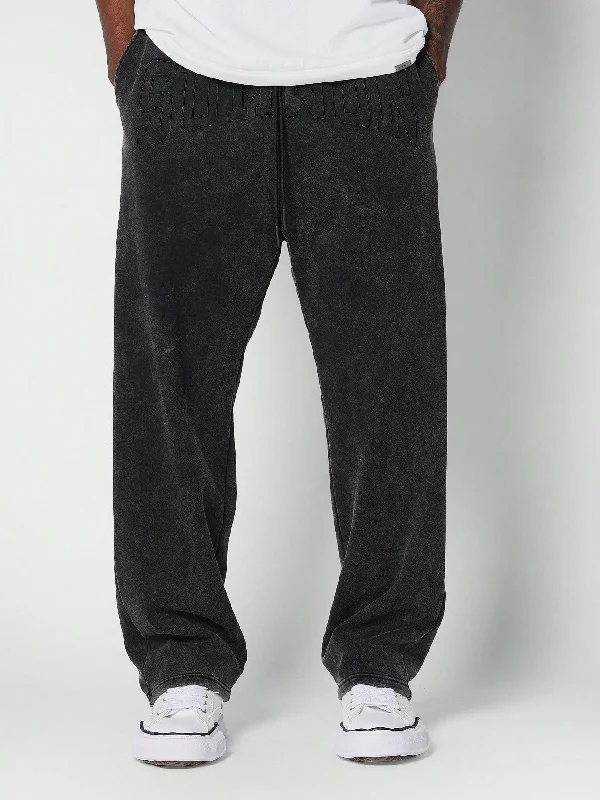 Washed Carpenter Jogger With Front Embroidery College Ready