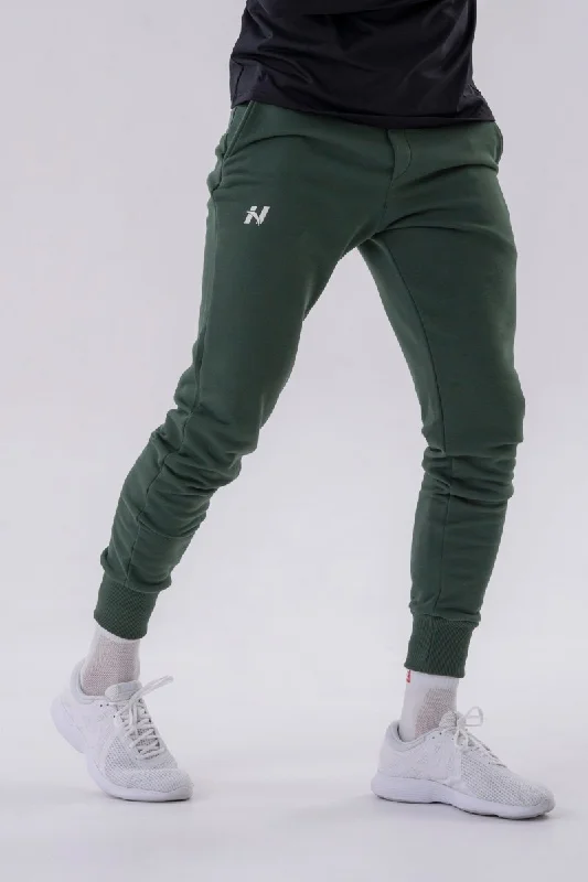 Nebbia Reset Slim Sweatpants with Side Pockets 321 - Dark Green